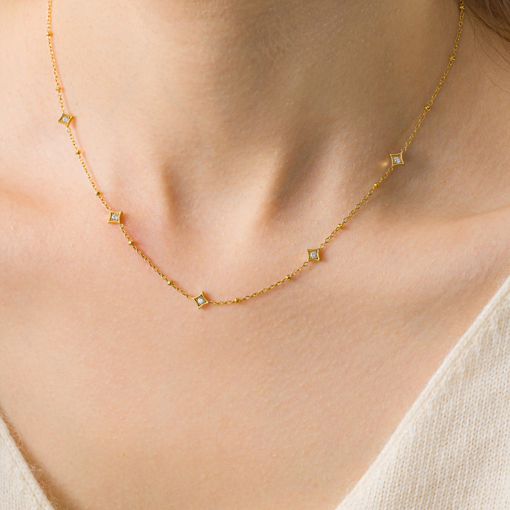 Delicate Diamond Shape Necklace - Gold / 16" + 2"