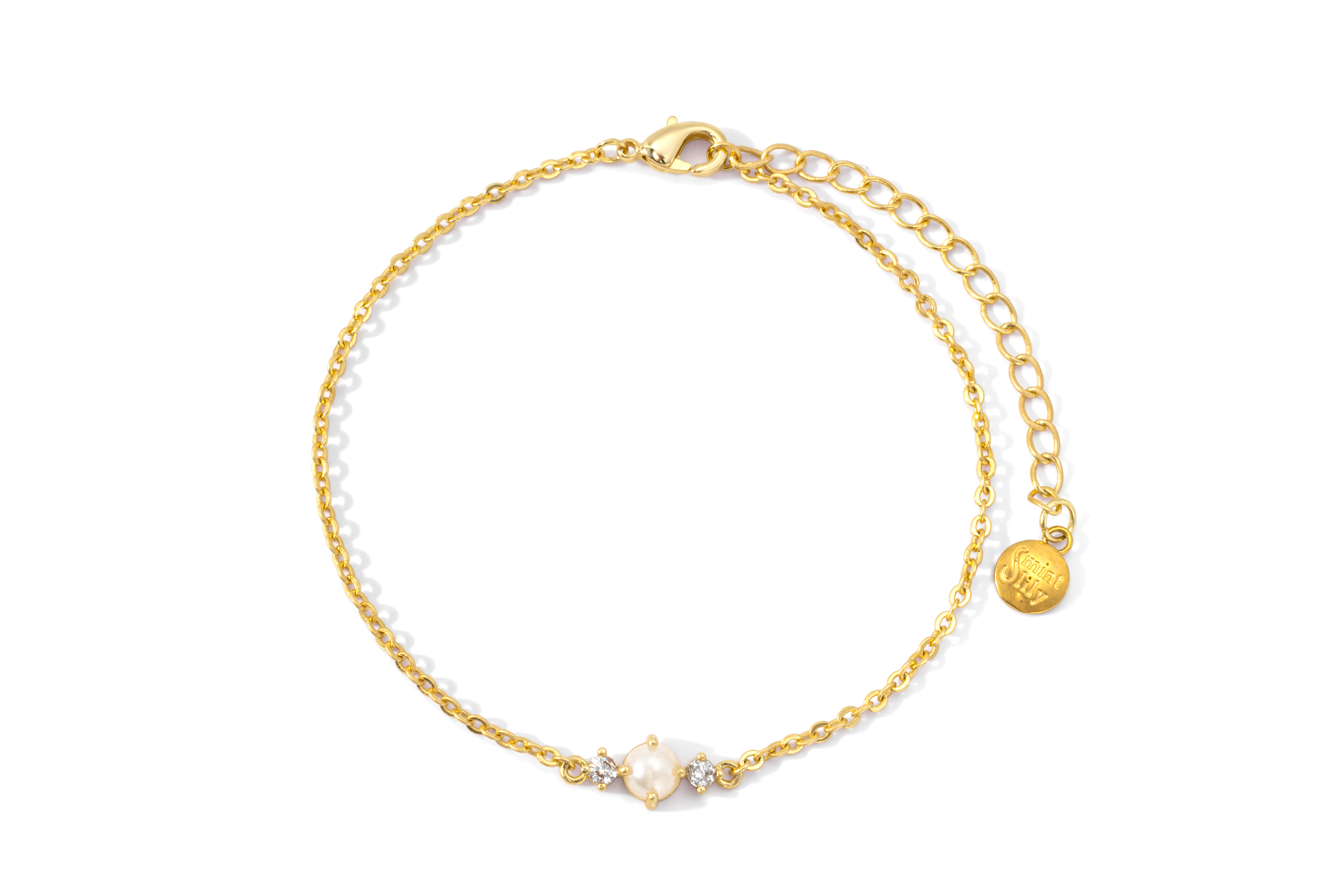 Glimmering Pearl Bracelet