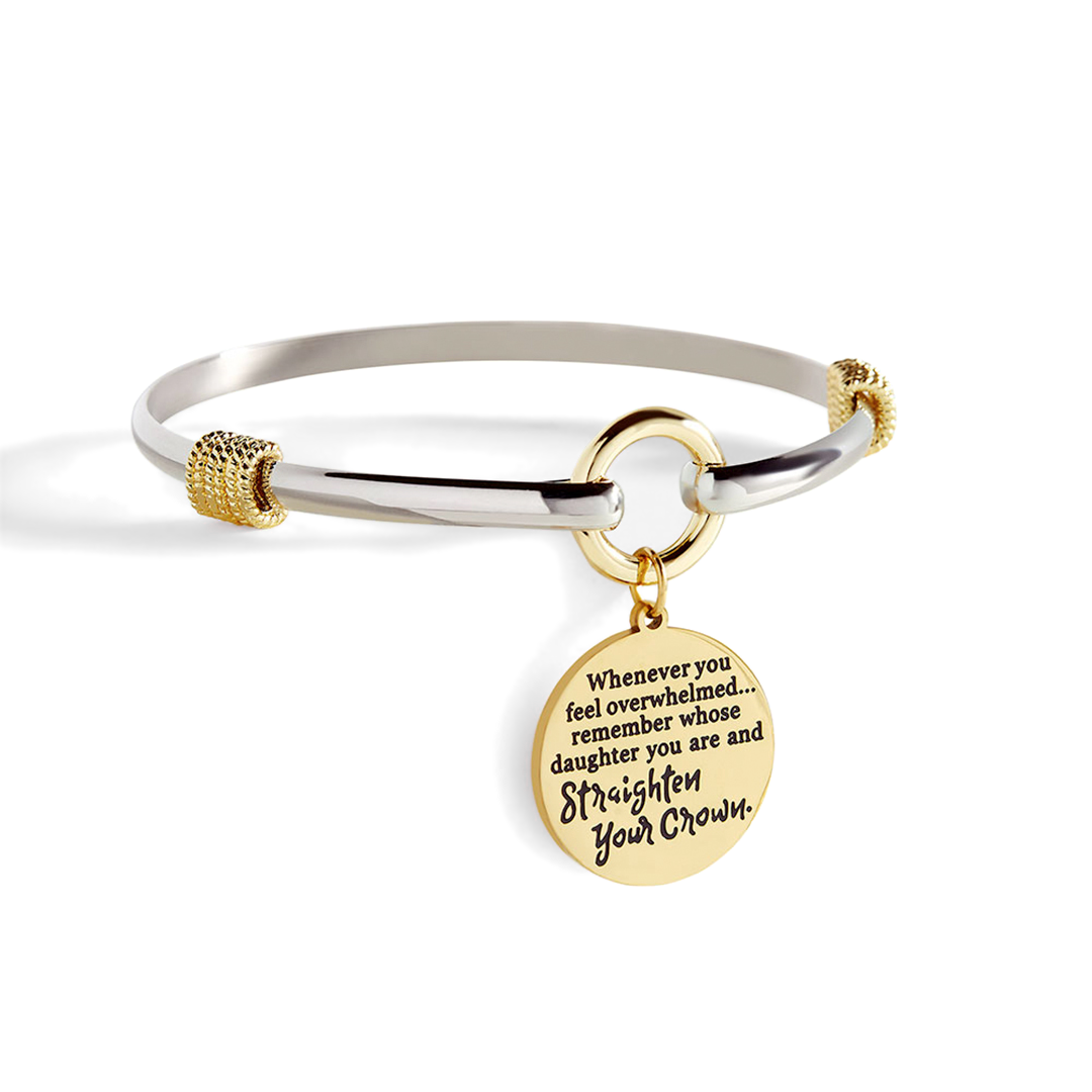 Enderezar su corona - pulsera de dijes de dos tonos