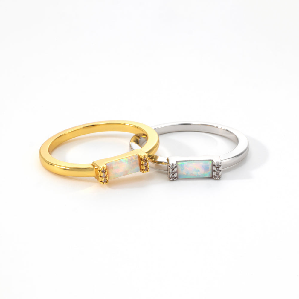 Opal Baguette Ring - Gold / 7