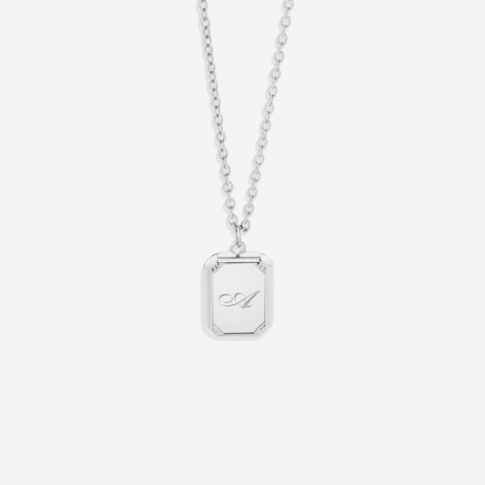 https://www.dropbox.com/scl/fi/wi9mtpvdmc85fq85v89v3/Monogram-Card-Pendant-Necklace_3.jpg?rlkey=8masd26axix828t5tcd7rzf6u&st=tgs7ljp5&dl=0