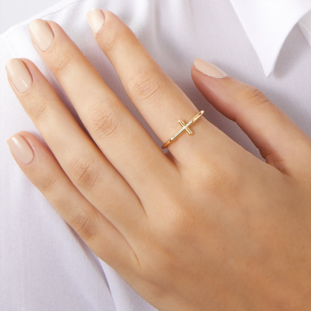 Anillo Cruz Horizonte - Chapado en oro de 18 quilates. / EE. UU. 7